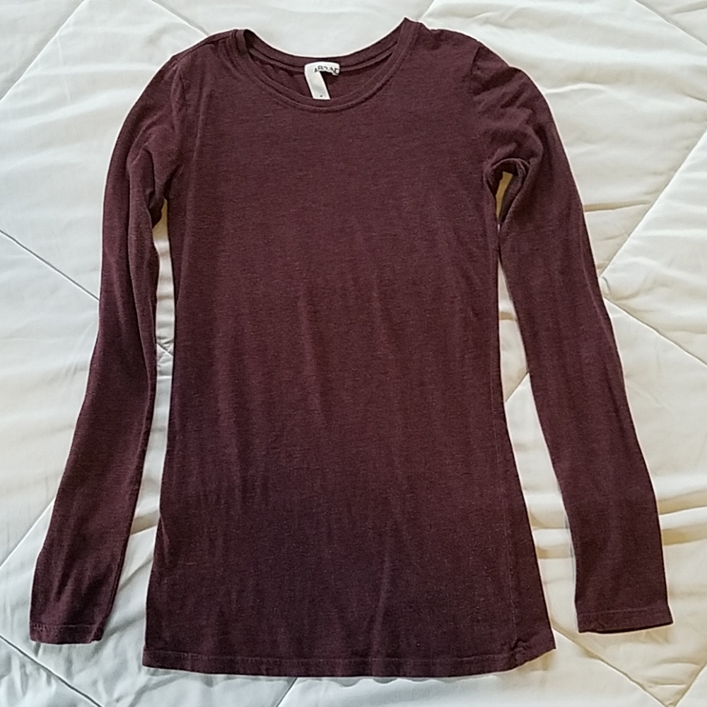 Long sleeve tee